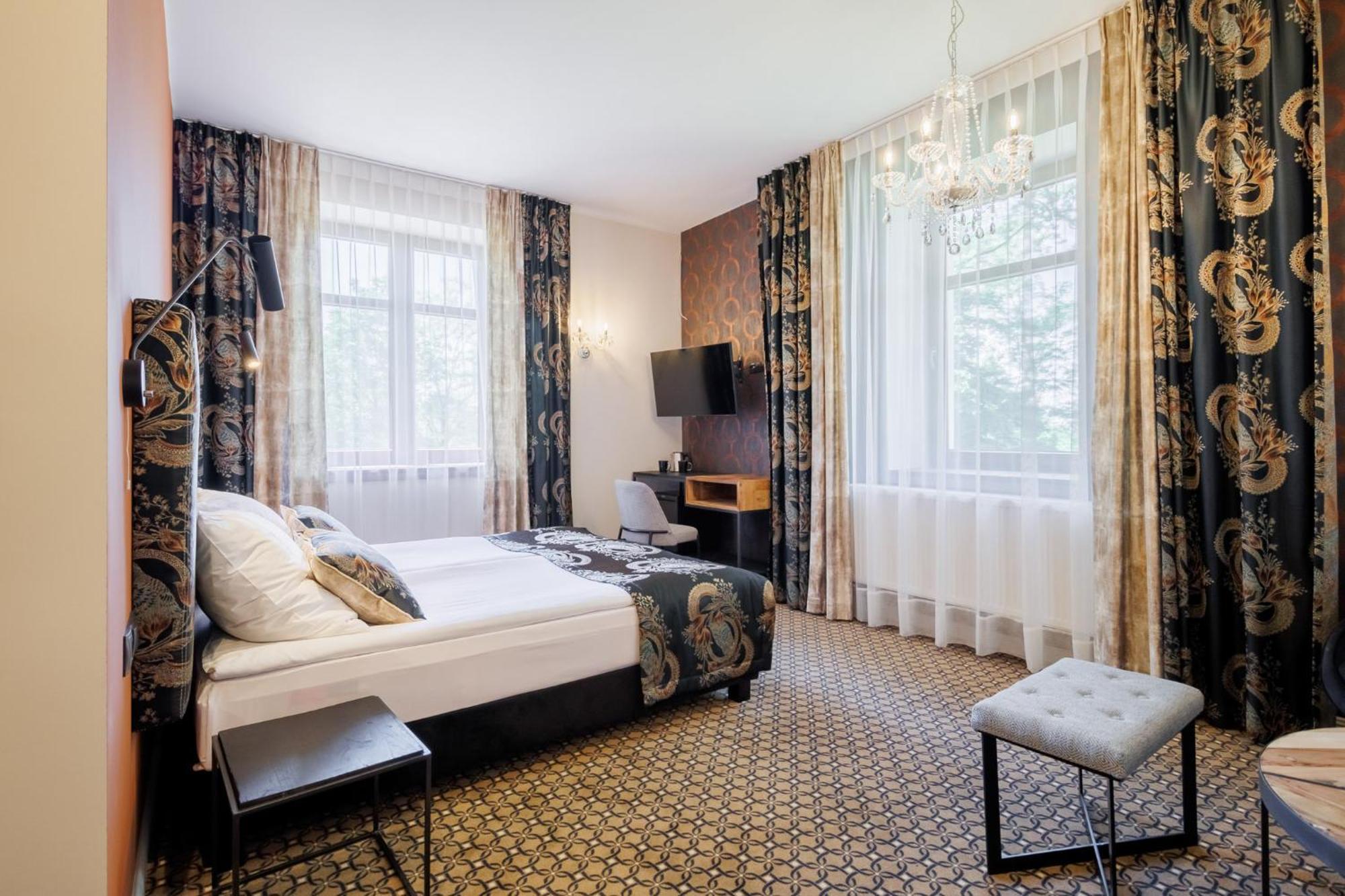 Dwor Prezydencki Boutique Hotel & Spa Zglobice Exterior photo