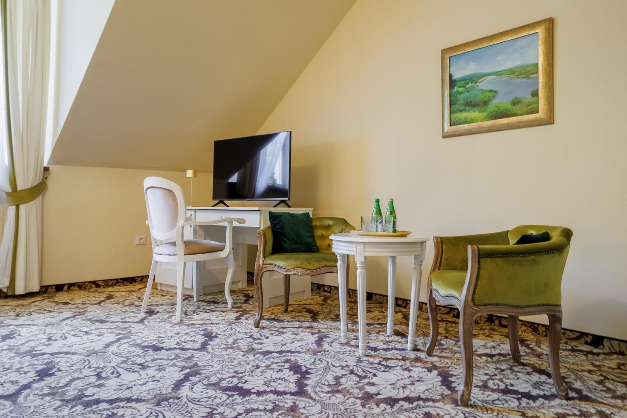Dwor Prezydencki Boutique Hotel & Spa Zglobice Exterior photo
